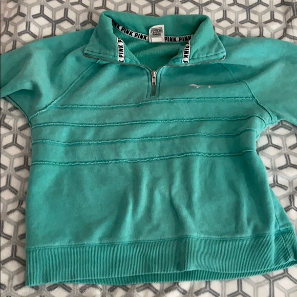 VS PINK pullover - Picture 6 of 6